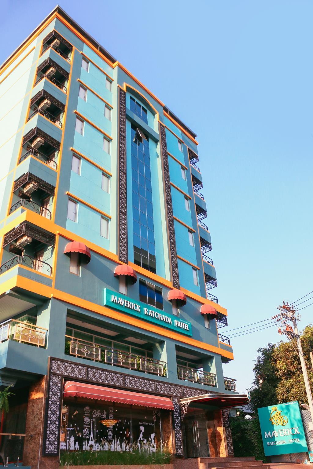 Maverick Ratchada Hotel Bangkok Exterior photo